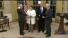 Трамп, вітаючи Тіллерсона з призначенням: новий держсекретар вже користується повагою у всьому світі. Відео