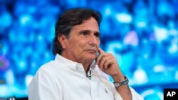 Nelson Piquet, pembalap Brazil yang juga juara dunia tiga kali Formula One, menghadiri acara di Budapest, Hongaria, 23 Juli 2015. (Foto: anos Marjai/MTI via AP)