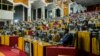Le projet de loi a été voté à 45 voix pour et aucune contre, dans un Parlement largement contrôlé par le Front patriotique rwandais au pouvoir.