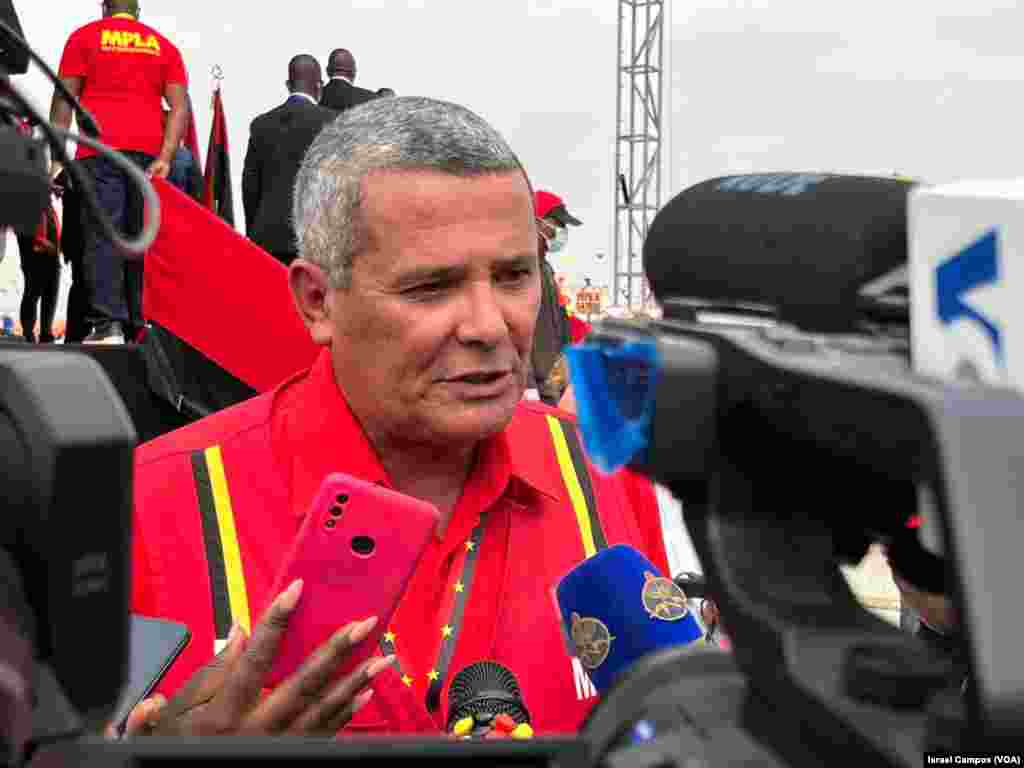 Rui Falcao, msemaji wa chama cha MPLA, katika mkutano wa kampeni za uchaguzi wa mwisho, Camama, Luanda, Angola. August 20, 2022 &nbsp;