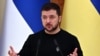 Presiden Ukraina Volodymyr Zelenskyy dalam konferensi pers bersama dengan mitranya dari Finlandia di Kyiv, pada 24 Januari 2023. (Foto: AFP)