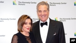 Çifti Pelosi gjatë një aktiviteti në vitin 2019