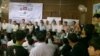 ស្ថាបនិក​​និង​តំណាង​បក្ស​ ហើយ​និង​យុវជន​​នៃ​«គណបក្ស​​ប្រជាធិបតេយ្យ​មូលដ្ឋាន‍»​​បង្ហាញ​មុខ​​ក្រោយ​​​ពី​ការ​​បោះឆ្នោត​ដែល​ធ្វើ​ឡើង​កាល​ពី​ថ្ងៃ​ទី២ ​ខែសីហា ឆ្នាំ២០១៥ នៅ​ឯ​គេហដ្ឋាន​​មួយ​​ស្ថិត​​ក្នុង​សង្កាត់​ភ្នំពេញ​ថ្មី ​​​ខណ្ឌសែនសុខ រាជធានីភ្នំពេញ។ (ហ៊ុល រស្មី/VOA)