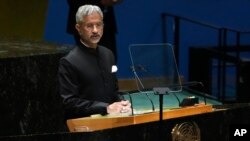 Menteri Luar Negeri India Subrahmanyam Jaishankar berpidato di sesi ke-78 Majelis Umum PBB, Selasa, 26 September 2023. (Foto: AP/Richard Drew)