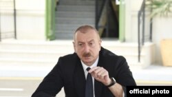 İlham Əliyev (Rəsmi foto)