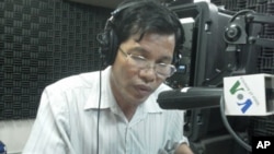 Speaking as a guest on “Hello VOA,” Hoeu Rong, the director of operations for the NEC, said such accusations surface every election cycle.