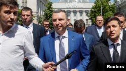 Фото: президент України Володимир Зеленський та Сергій Шефір, 2019 рік