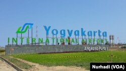 Bandara Internasional Yogyakarta di kawasan Pantai Glagah, posisinya hanya beberapa meter dari pantai selatan Jawa. (Foto: VOA/ Nurhadi)