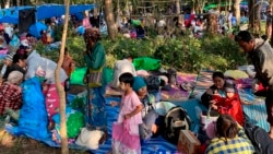 ထိုင်းနိုင်ငံဘက် ထွက်ပြေးတိမ်းရှောင်နေရတဲ့ မြန်မာစစ်ဘေးဒုက္ခသည်များ။