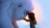 Esta imagen proporcionada por DreamWorks Animation muestra al personaje Everest the Yeti y a Yi, en una escena de "Abominable". (DreamWorks Animation LLC. vía AP)