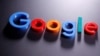 Tampak logo mesin pencari Google dalam foto ilustrasi yang diambil pada 12 April 2020. (Foto: Reuters/Dado Ruvic)