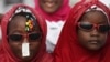 Wasu yara 'yan mata sanye da lullubi a lokacin sallar Eid