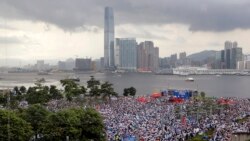 VOA Asia – Voices around the world join Hong Kong residents in the streets