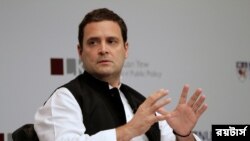 সিঙ্গাপুরে একটি অনুষ্ঠানে বক্তব্য রাখছেন রাহুল গান্ধী। ৮ মার্চ ২০১৮। (ছবি-রয়টার্স/থমাস হোয়াইট)