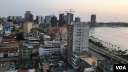 Há liberdade, mas também muitos impedimentos