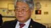 Hong Lim, a member of the Victorian Legislative Assembly in Australia since 1996, visits VOA headquarters in Washington DC, October 5, 2017. (Ten Soksreinith/VOA Khmer) 