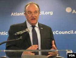 Філіп Брідлав, колишній Верховний головнокомандувач Об’єднаними збройними силами в Європі