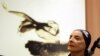 ARCHIVO - Alicia Alonso se mantuvo hasta el final de sus días al frente del Ballet Nacional de Cuba y desde el triunfo de la revolución en 1959, fue una ferviente seguidora de los hermanos Fidel y Raúl Castro. AP/Gregory Bull.