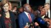 Burundi's President Pierre Nkurunziza tare da Jakadiyar Amurka Majalisar Dinkin Duniya Samantha Power yayin wata ziyara da ta kai a kasar