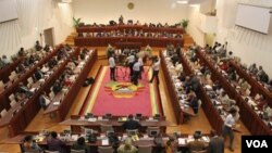 Sessão plenária do Parlamento moçambicano