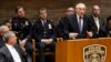 La fiscalía indicó que las investigaciones a expolicías y exbomberos abarcan un periodo que va desde enero de 1988 hasta diciembre de 2013.