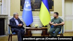 Фото: генеральний секретар СШША Антоніу Гутерріш і президент України Володимир Зеленський, 18 серпня 2022 року